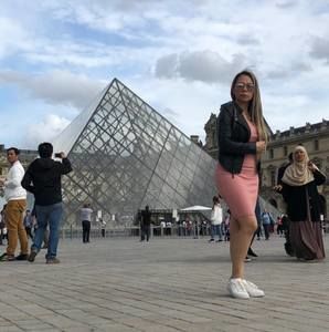 Meet your Posher, Hilda